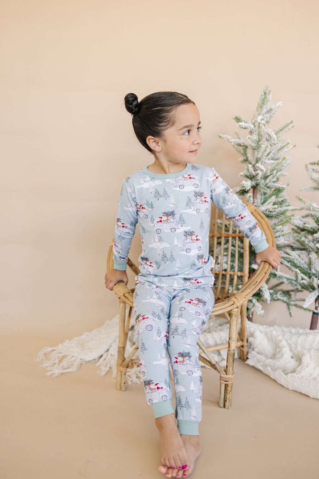 Cruisin' to Christmas 2pc Bamboo Pajamas *12-18m left